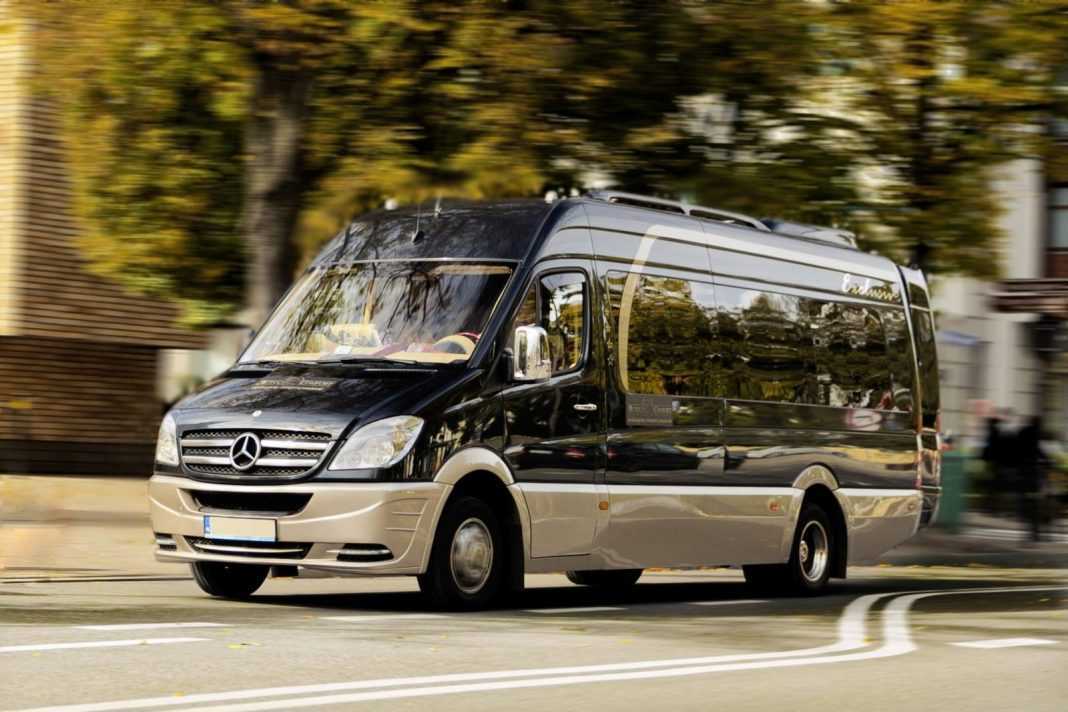 transport vip uslugi concierge wynajem busow autokarow przewoz osob gdansk gdynia sopot trojmiasto autocomfort (1)